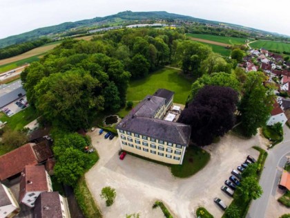 照片: Schloss Burgellern